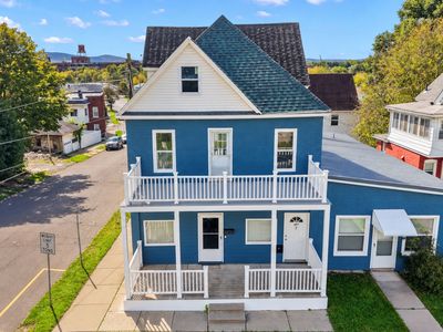 11 1/2 Downs Ave