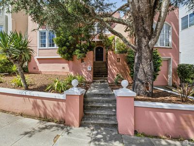 77 Ventura Ave