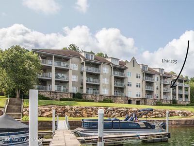 90 Crowne Pointe Rd #205