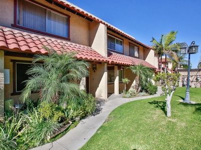 9741 Acacia Ave Unit 8