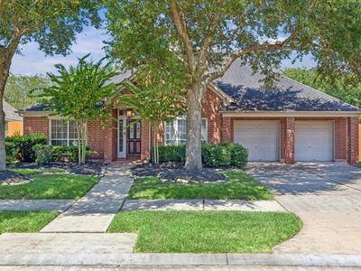 Property at 3214 Waters Edge Dr, Manvel, TX