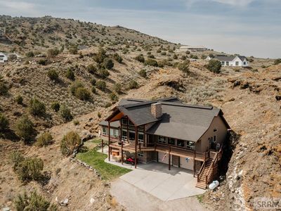 3979 Hangmans Loop