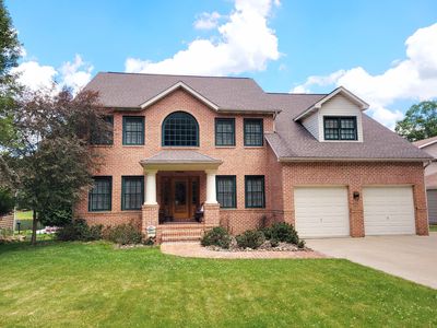 10927 Treasure Lake Rd