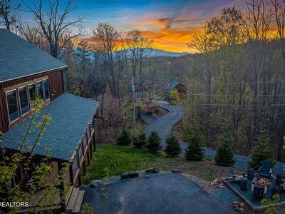 834 Pine Top Ln