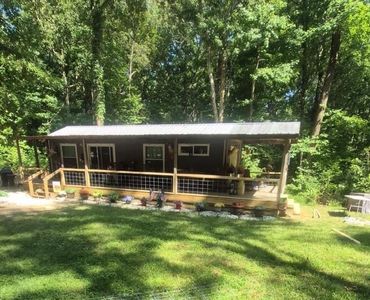 305 Golf Course Rd