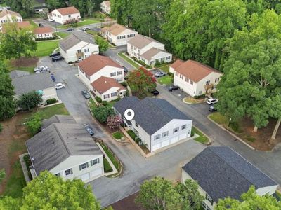 1392 Old Coach Rd SW