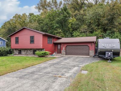 703 Evergreen DRIVE