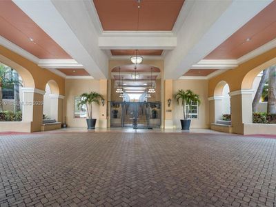 520 SE 5th Ave APT 2209