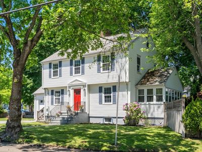136 Alexander Ave