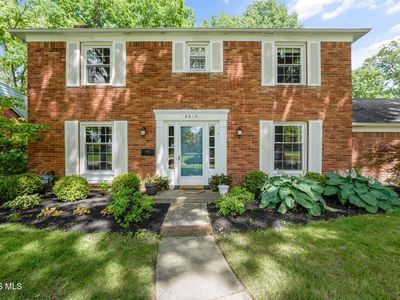3610 Chesterton Dr