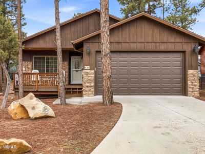 640 S Mountain Pines Ave