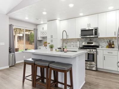 13170 Aurora Dr
