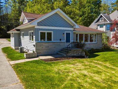 133 W Maple St