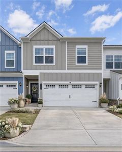 1123 Chastain Dr