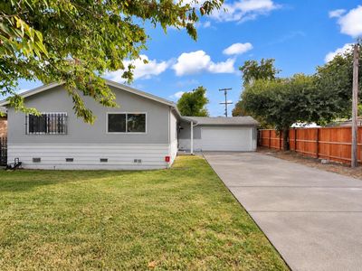 2124 Pock Ln