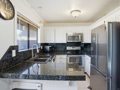 9463 Gold Coast Dr Unit H5