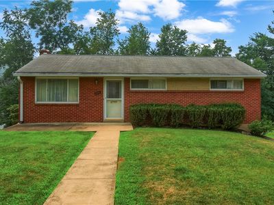 144 Connie Dr