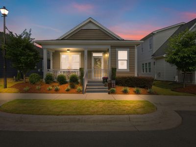 135 Village Walk Dr