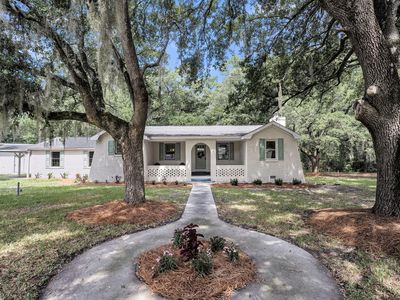 1422 Alexander Cir