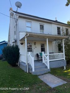 282 North St