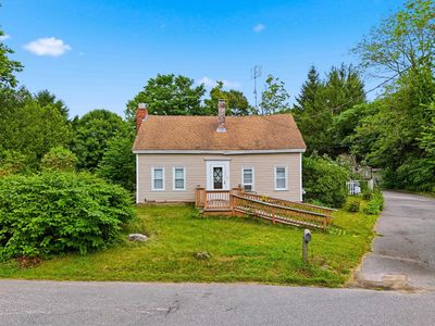 Property at 2 Hadley Road, Newton, NH