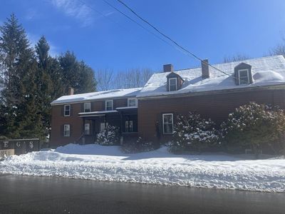 27 S Chestnut Street