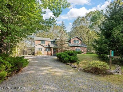 1198 Deer Run