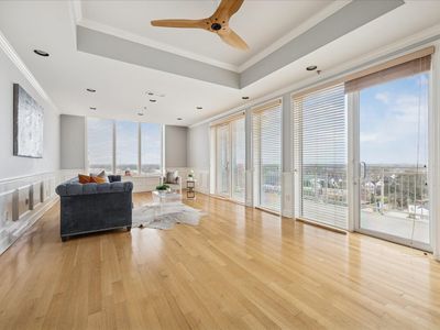 2520 Robinhood St APT 801