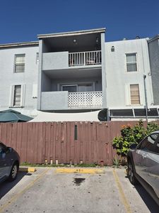 1735 W 60th St APT M329