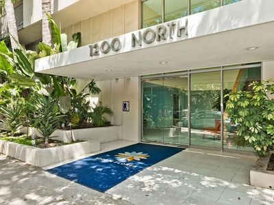 1200 N Flores St APT 209