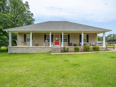 240 Rosewood Dr