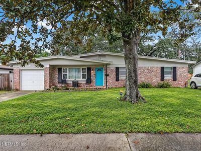 3483 THORNHILL Drive