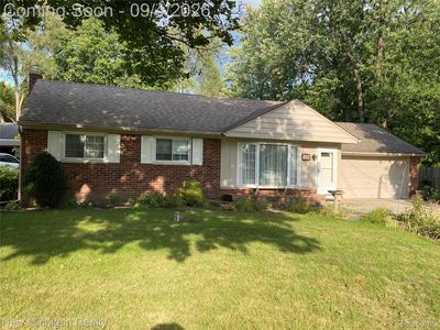 2032 Kingswood Dr