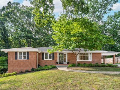 5104 Wedgewood Rd