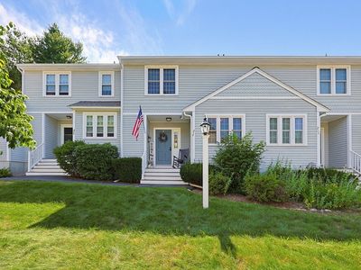 212 Laurelwood Dr #212