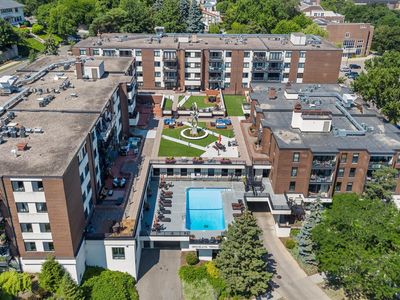 48 Groveland Ter #B301