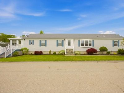 137 Lark Ln