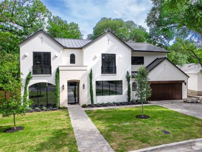 5 Scott Cres