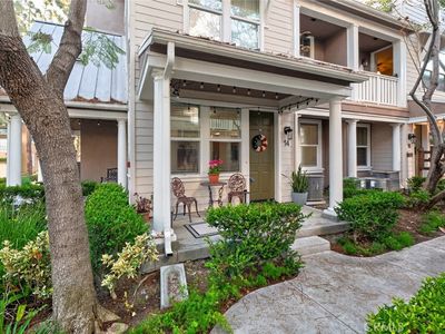 14 Valmont Way