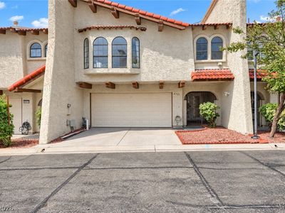 4951 Schumann Dr
