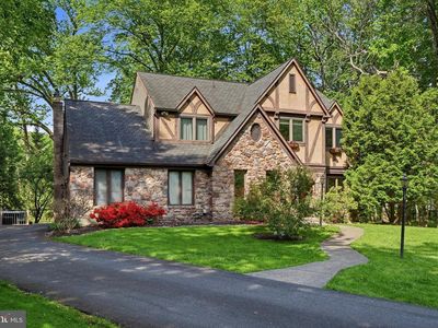 24 Berkley Dr