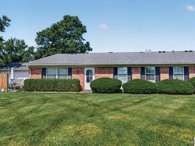 108 E Southglen Dr
