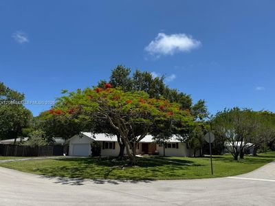 Property at 16101 SW 87th Ct, Palmetto Bay, FL