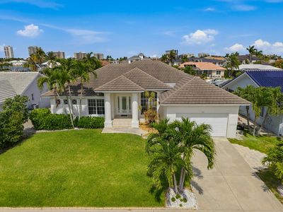 100 Lamplighter Dr