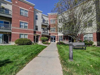 5196 Sassafras Drive UNIT 207