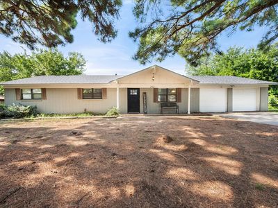 202 Lone Star St