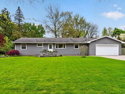 1603 Clover Ln