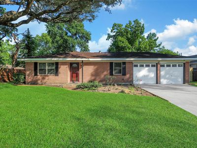 Property at 1711 Pecan Ln, Stafford, TX