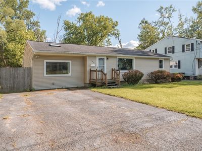105 Ashford Ct