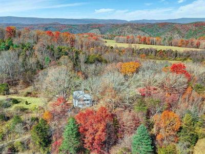 26 Vineyard Dr
